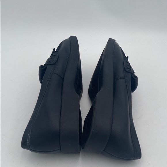 Maripe Black Leather Loafers women 7.5M Tassel Accent casual office retro Y2K - Picture 11 of 12
